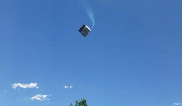Биотуалет с фекалиями летал над головами людей в Колорадо