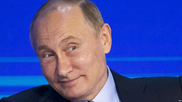 Песков рассказал, как отреагировал Путин на победу сборной России