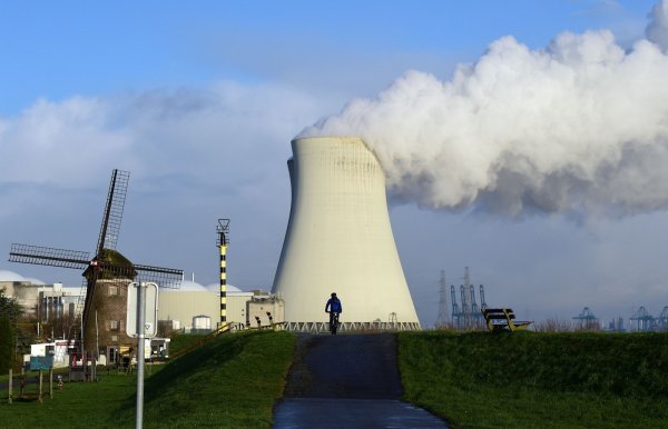 В ядерном реакторе бельгийской АЭС обнаружен серьезный дефект