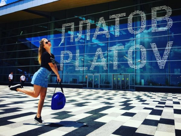 Таксисты Ростова раскритиковали завышенные тарифы аэропорта «Платов»