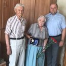 «За верность и любовь»: В Ростове поздравили пару с 64-летием их брака