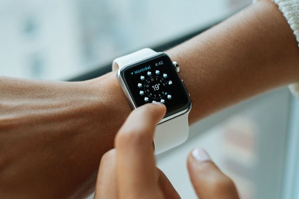 Google отложила выпуск смарт-часов Pixel Watch