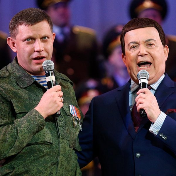 В Санкт-Петербурге отдали дань уважения Кобзону и Захарченко