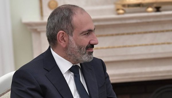 Пашинян сообщил об уходе с должности премьер-министра Армении
