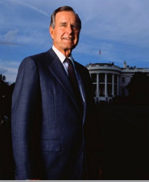 Ушел из жизни экс-глава США Джордж Буш-старший