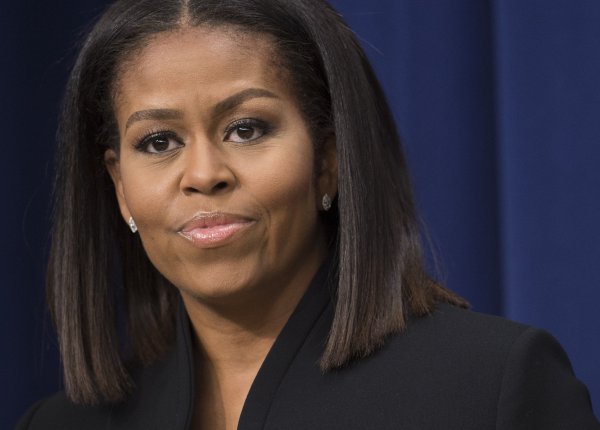 Мишель Обама рассказала, что проплакала полчаса после «переезда» из Белого дома