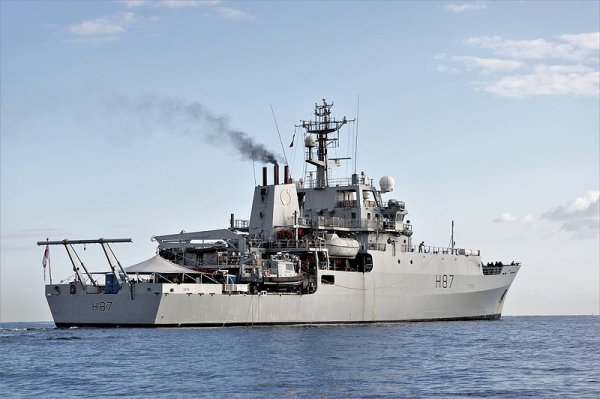 Огрести вслед за Украиной: Британский корабль прибыл в Чёрное море с «визитом дружбы»