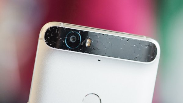 Камеры у iPhone XS и XS Max лопаются без всяких причин
