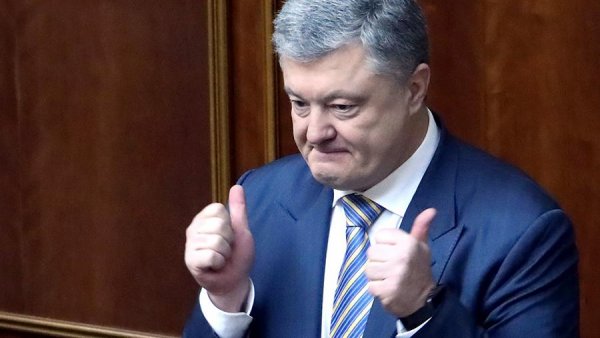 «Стебёт Порошенко»: Зеленский через телевизор подло манипулирует украинцами перед выборами