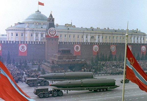 Почему СССР боялся нападения Китая в 1960-е рассказал историк