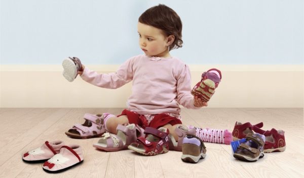 Рекомендации по выбору детской обуви подходящего размера