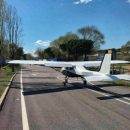 В США американка посадила самолет посреди улицы В США американка посадила самолет посреди улицы