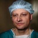 Онколог спас сотни жизней, а теперь сам оказался на пороге смерти из-за рака Онколог спас сотни жизней, а теперь сам оказался на пороге смерти из-за рака