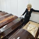 Депутат предложил хоронить не доживших до пенсии россиян за счет государства Депутат предложил хоронить не доживших до пенсии россиян за счет государства