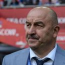 «Пытались хорошо сыграть и в меньшинстве»: Черчесов прокомментировал поражение от Уругвая