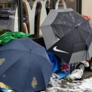 Тысячи работников Prada не могут позволить себе дом и спят на улицах Великобритании