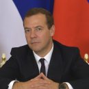 Медведев поздравил МХАТ с 75-летием и похвалил выпускников за независимость мышления Медведев поздравил МХАТ с 75-летием и похвалил выпускников за независимость мышления