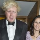 Бориса Джонсона выгнали из дома за измены