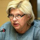 Депутат заявила, что рэперы неосознанно проклинают своих слушателей Депутат заявила, что рэперы неосознанно проклинают своих слушателей