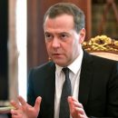 Медведев сравнил усиление санкций с началом торговой войны