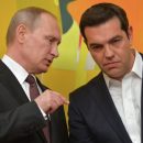 Алексис Ципрас дал слово надеть на следующую пресс-конференцию подарок Путина