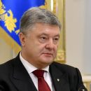 Порошенко винит Россию в попытке повлиять на избирательный процесс Порошенко винит Россию в попытке повлиять на избирательный процесс