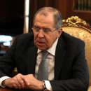 «Вежливые люди»: В Сети поддержали Лаврова, поздаровавшегося с микрофоном