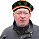 Растаман-Резник? «Единая Россия» может «обезглавить» питерскую оппозицию