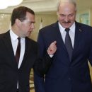 Картофельный интриган: Лукашенко мог попасть в опалу России, когда пытался «натравить» Медведева на Путина